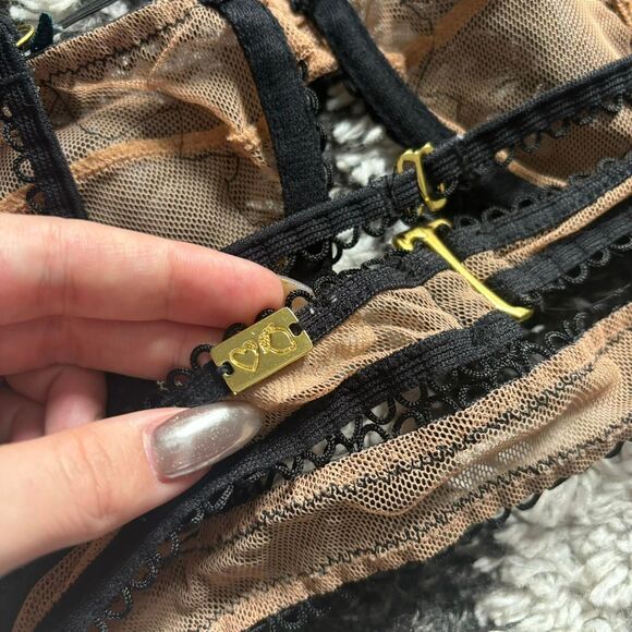 For Love and Lemons Discontinued Black and Tan Lace Bra - Picture 3 of 6